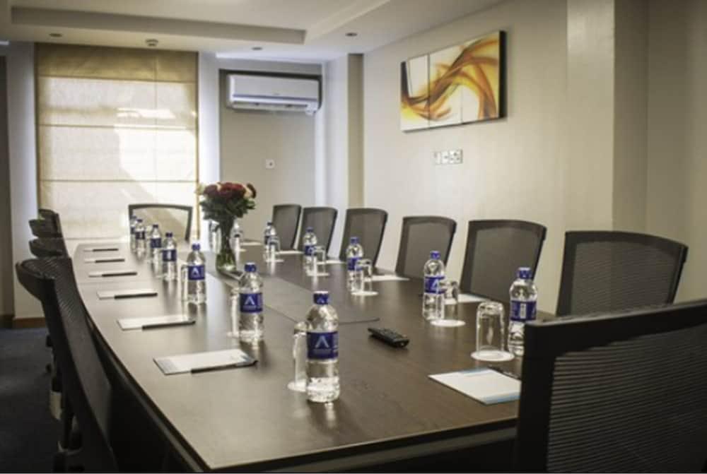 Longonot Place Serviced Apartment-Nairobi, City Centre Cbd Exterior foto